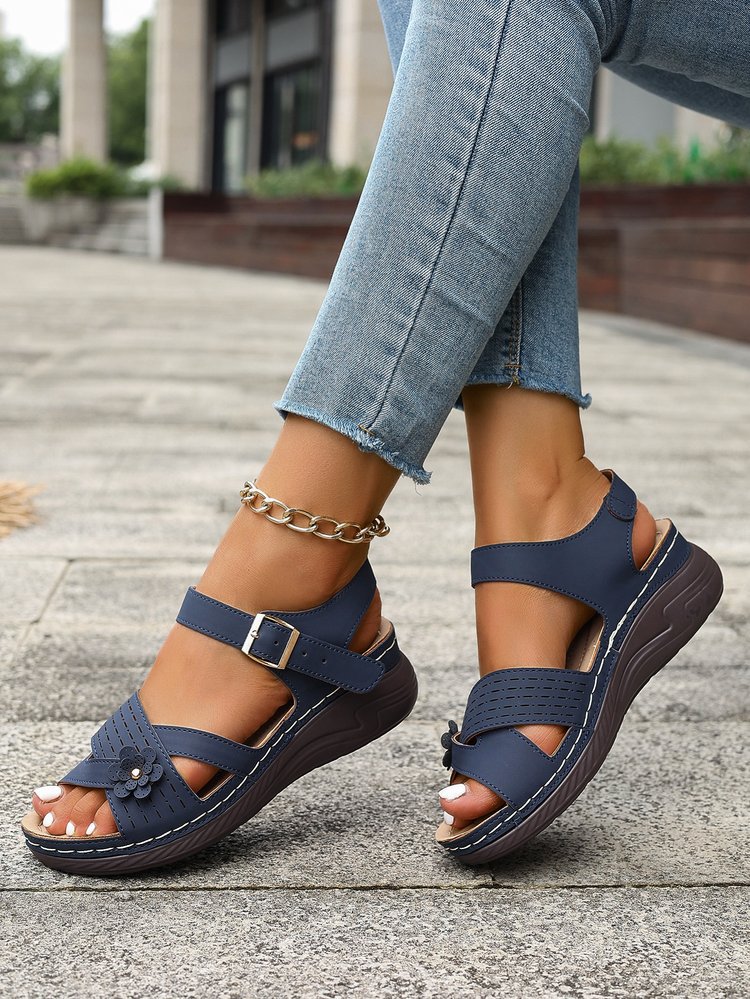 Chic Floral Sophie Laurie Plus Size Platform Sandals