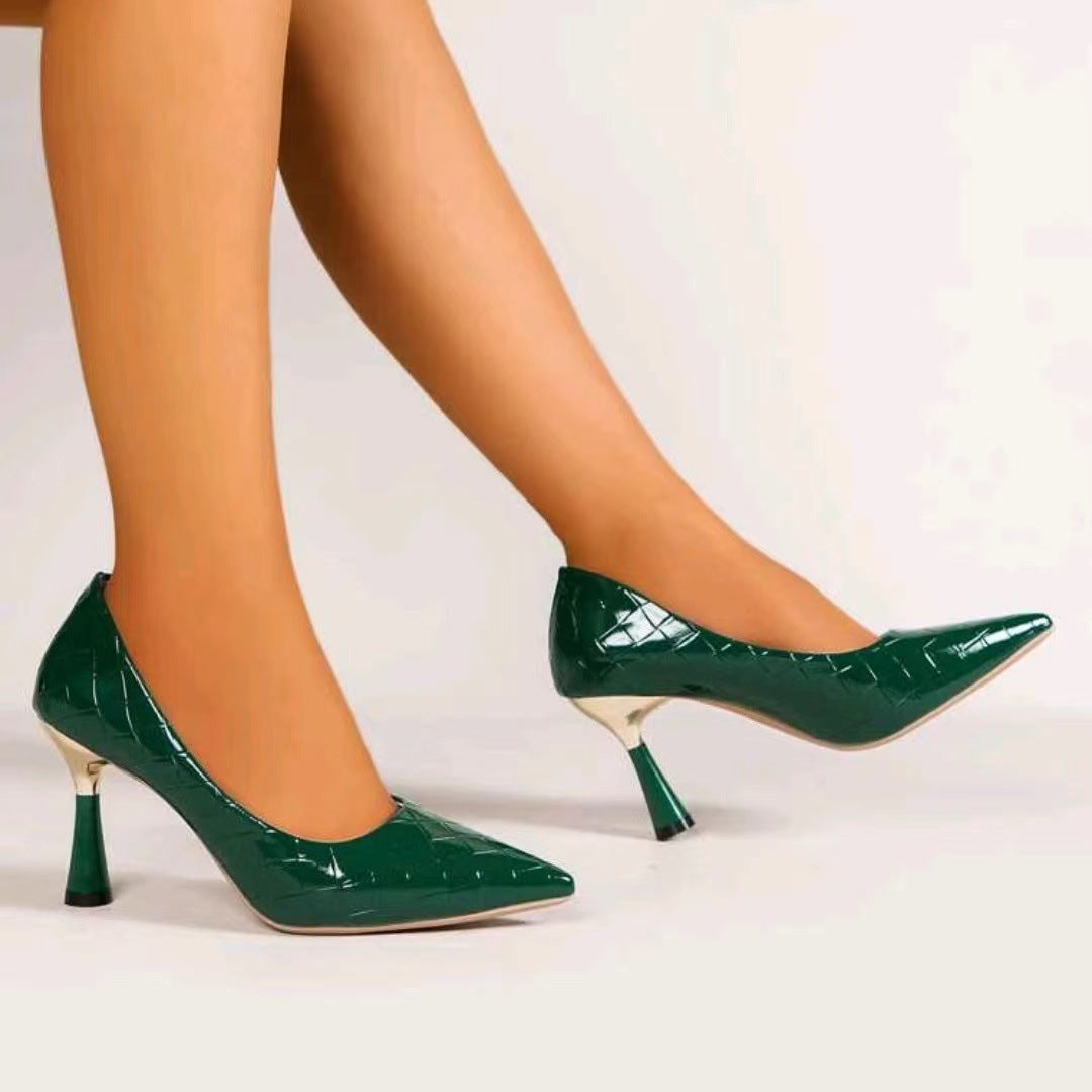 Chic Pointed Heels by Sophie Laurie