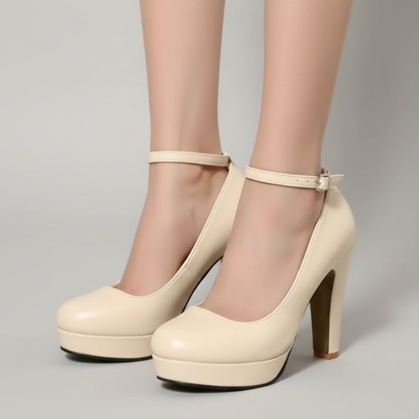 Elegant Chunky Heel Pumps by Sophie Laurie