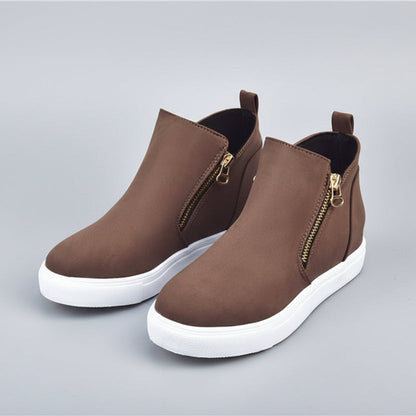 Chic Suede Round Toe Flats by Sophie Laurie