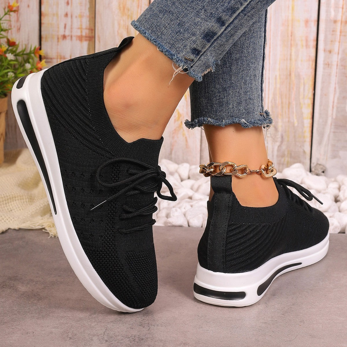 Lightweight Sophie Laurie Fly-Knit Everyday Sneakers