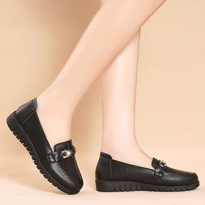 Elegant Comfort Sophie Laurie Leather Flat Loafers