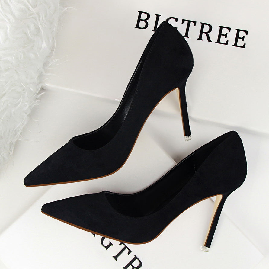 Chic Suede Pointed Heels by Sophie Laurie
