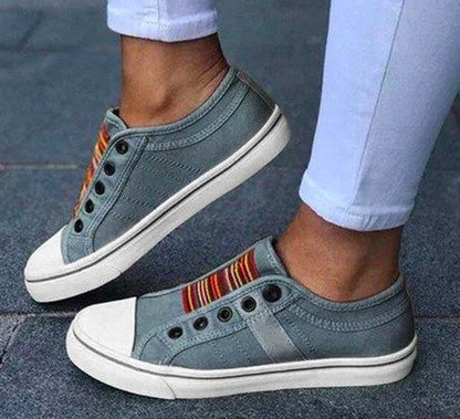 Pinterest-Inspired Sophie Laurie Laceless Canvas Sneakers