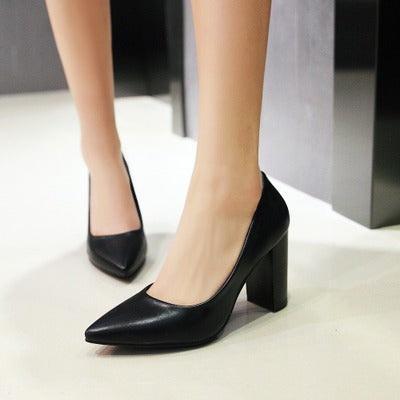 Chic Block Heel Pumps Sophie Laurie High Heels