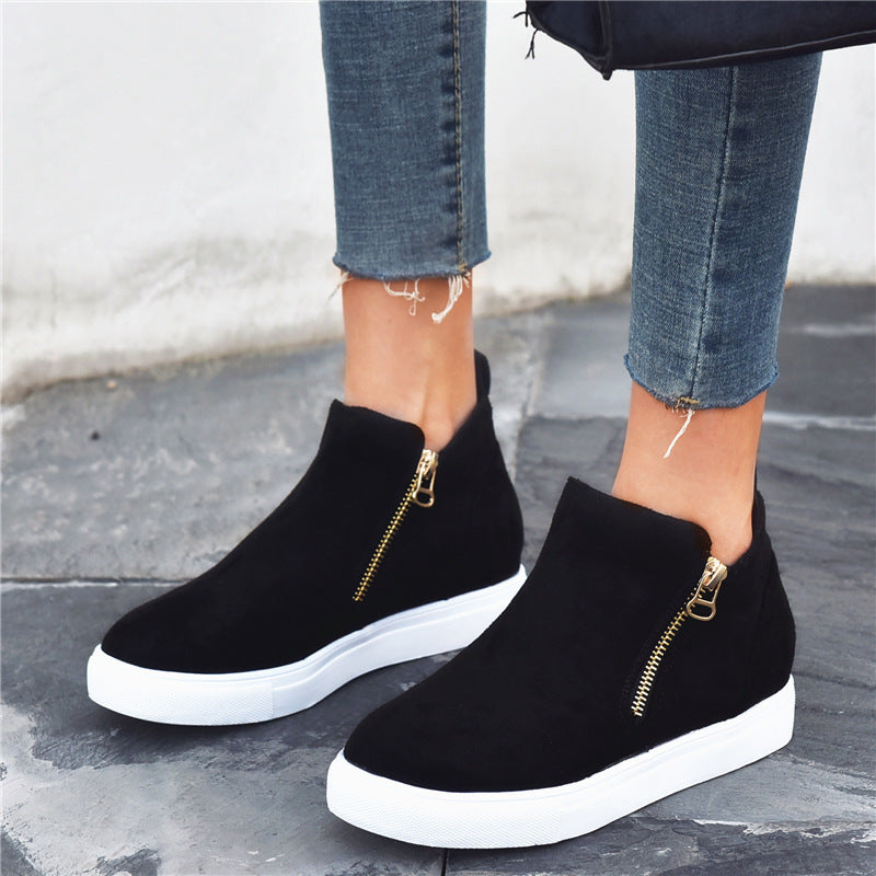 Chic Suede Round Toe Flats by Sophie Laurie