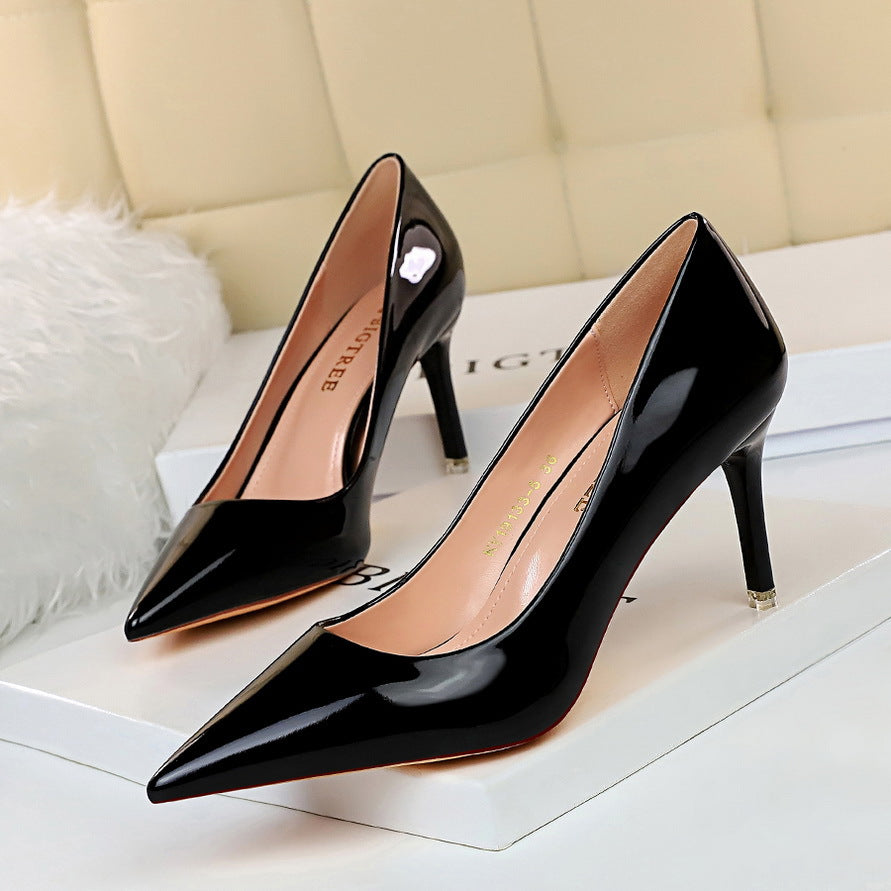 Elegant Black Sophie Laurie Stiletto Heels