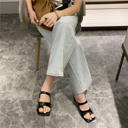 Chic Chunky Heel Sandals by Sophie Laurie