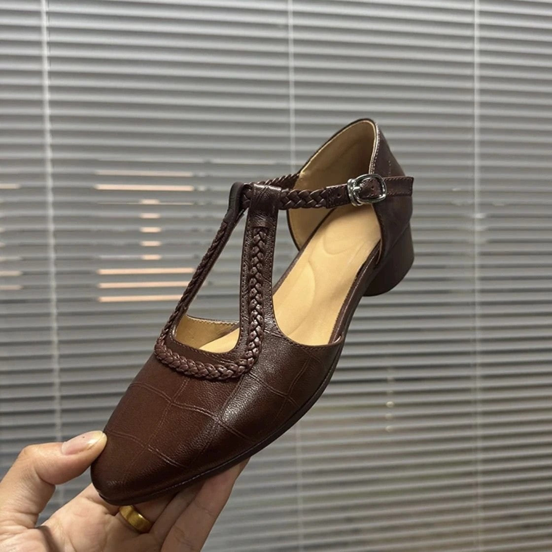 Retro Mary Jane Chunky Heels by Sophie Laurie