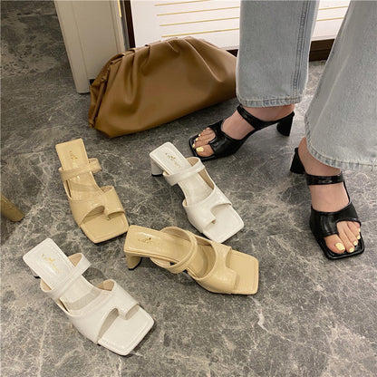 Chic Chunky Heel Sandals by Sophie Laurie