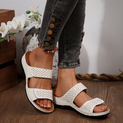 Artistic Sophie Laurie Plus-Size Wedge Sandals
