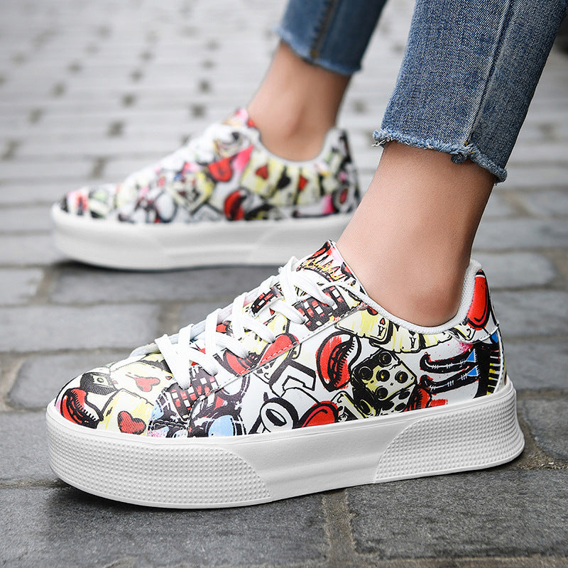 Graffiti Print Sophie Laurie Low-Top Sneakers