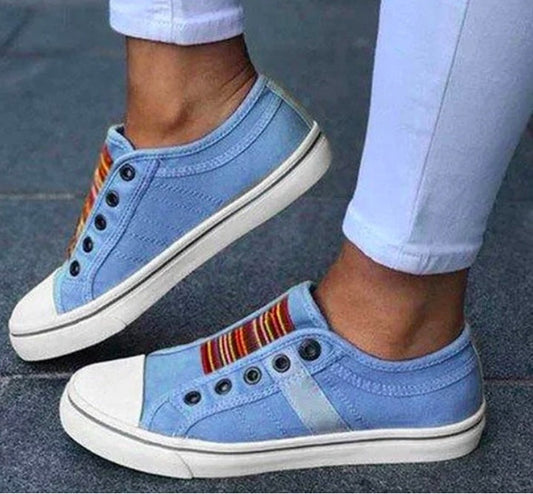 Pinterest-Inspired Sophie Laurie Laceless Canvas Sneakers