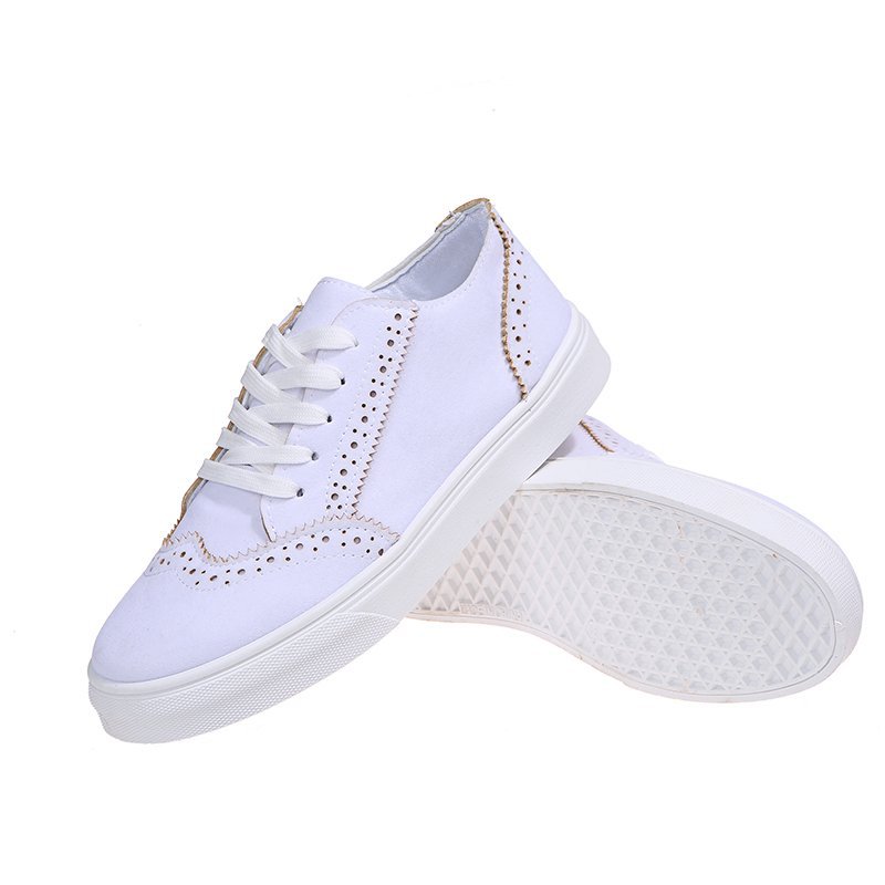 Everyday Comfort Sophie Laurie Canvas Flat Sneakers