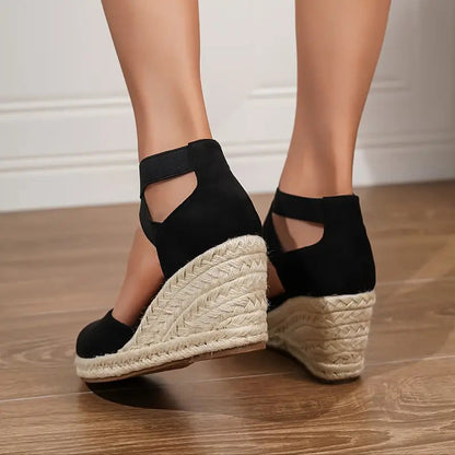 Chic Sophie Laurie Plus Size Sports Sandals