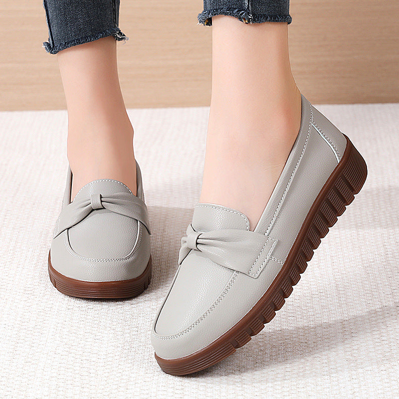 Elegant Comfort Sophie Laurie Flat Leather Loafers