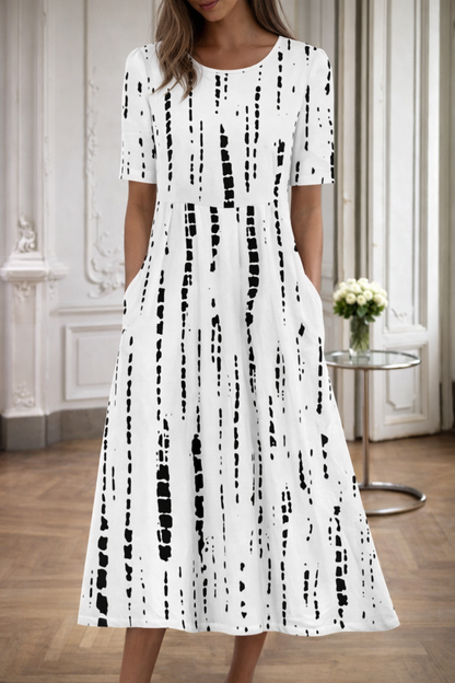 Floral Print Round Neck Dress by Sophie Laurie