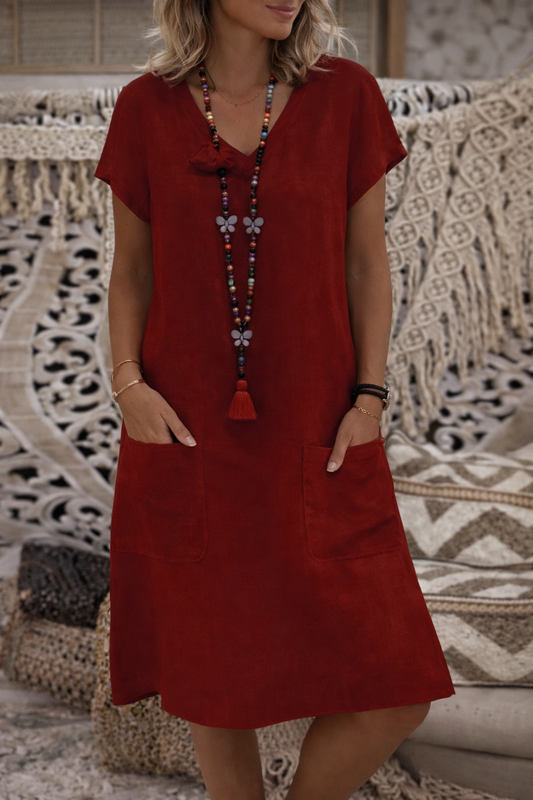 Chic Pocket Midi Dress by Sophie Laurie