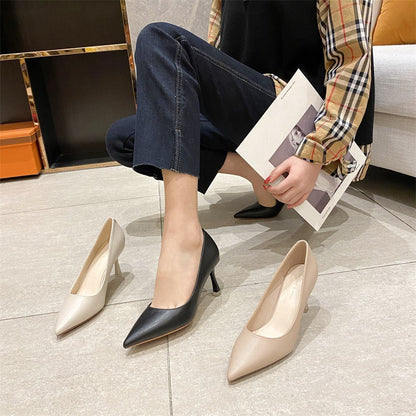 Chic Pointed Toe Heels by Sophie Laurie