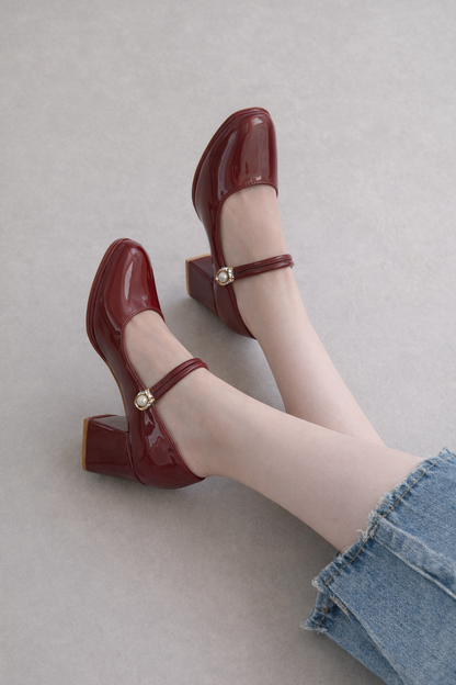 Retro Mary Jane High Heels by Sophie Laurie