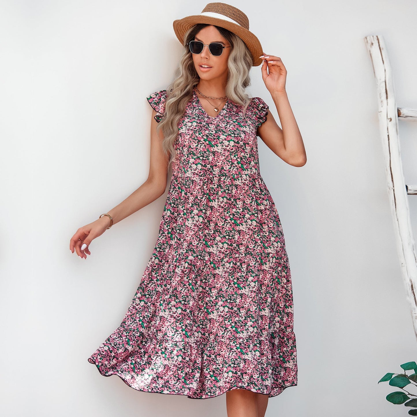 Chic Floral Midi Dress by Sophie Laurie