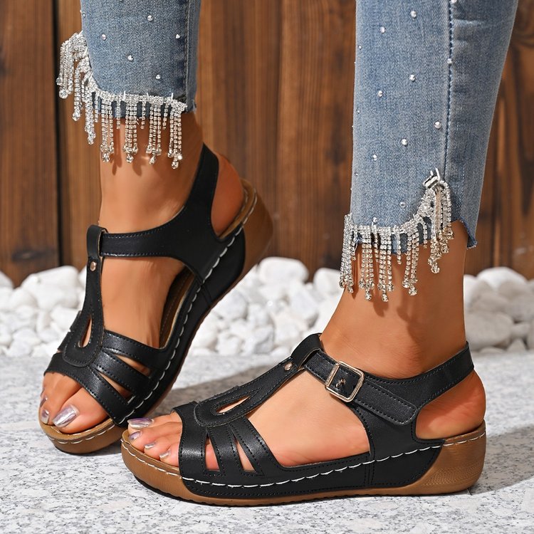 Chic Comfort Sophie Laurie Everyday Sandals