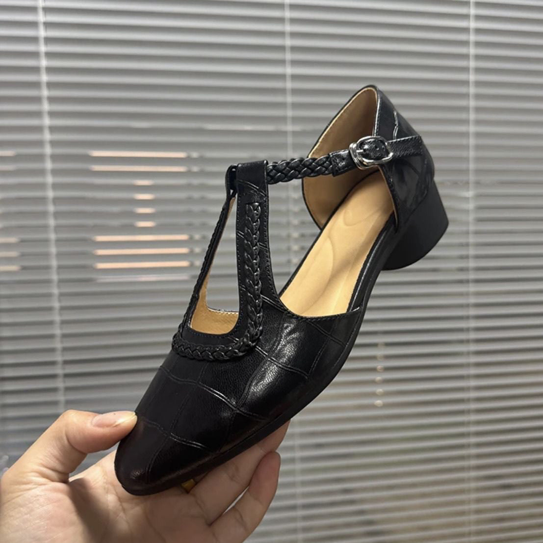 Retro Mary Jane Chunky Heels by Sophie Laurie
