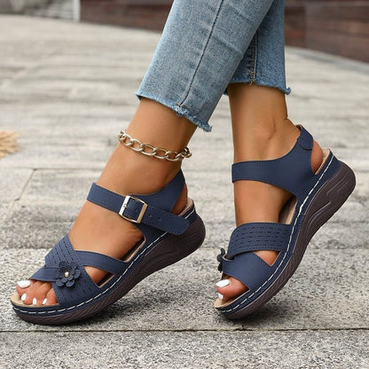 Chic Floral Sophie Laurie Plus Size Platform Sandals