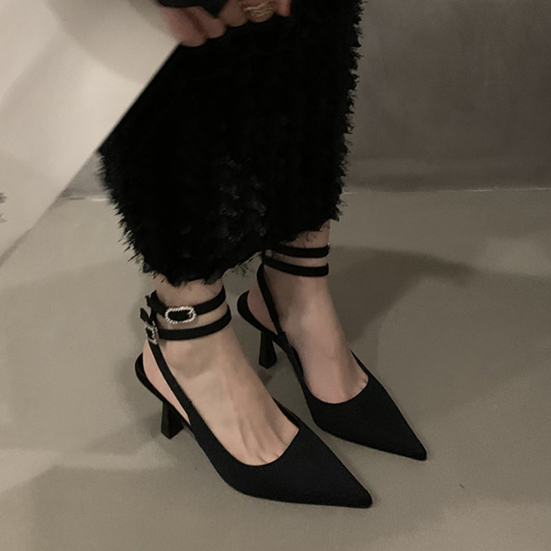 Chic Pointed Heels by Sophie Laurie
