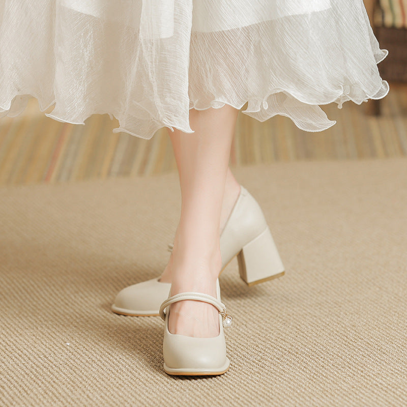 Elegant Chunky Heel High Heels by Sophie Laurie