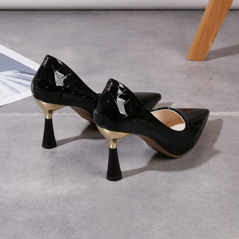 Chic Pointed Heels by Sophie Laurie