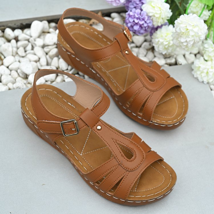 Chic Comfort Sophie Laurie Everyday Sandals